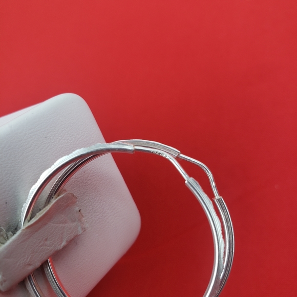 Sterling silver ladies hoop earrings New - Picture 11 of 14
